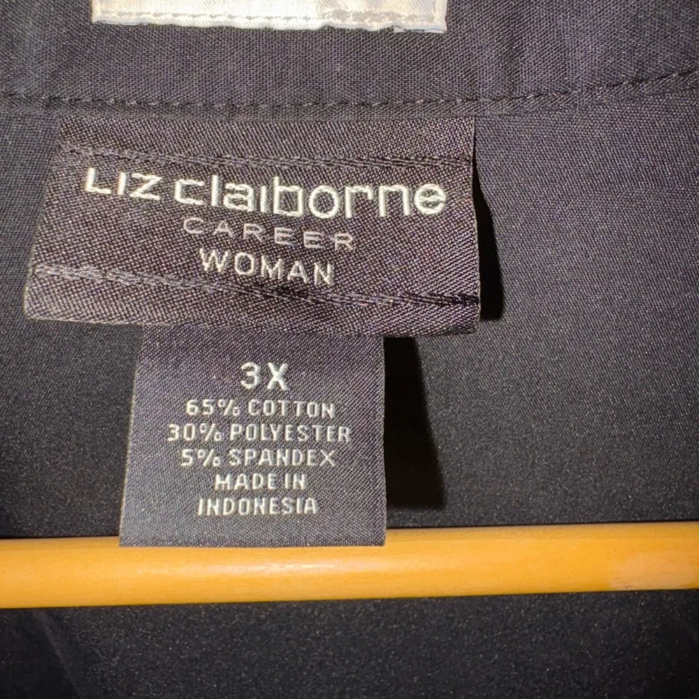 Liz Claiborne | Cotton Blend | Black Career Blouse | 3X Plus - Picture 4 of 6